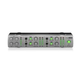 Behringer AMP800 V2 sztereó fejhallgató erősítő